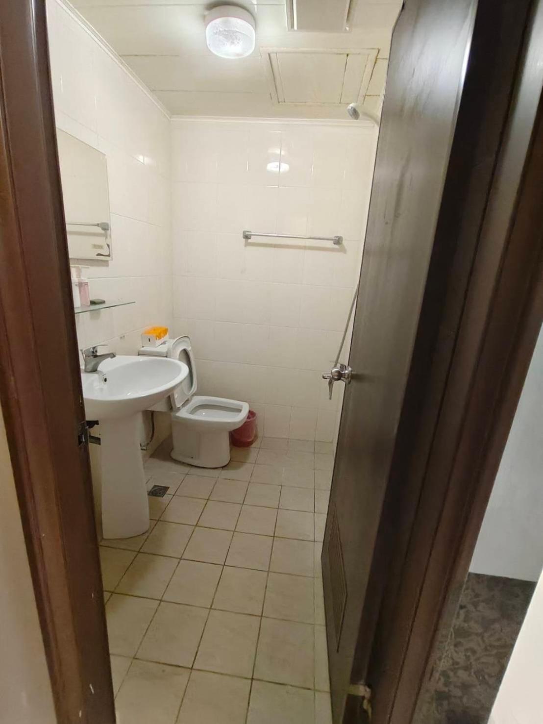 台中向日葵 Apartment Luaran gambar